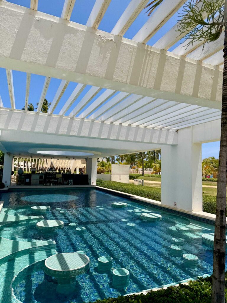 best all inclusive resort in dominican republic dreams onyx adults only pool swim up bar