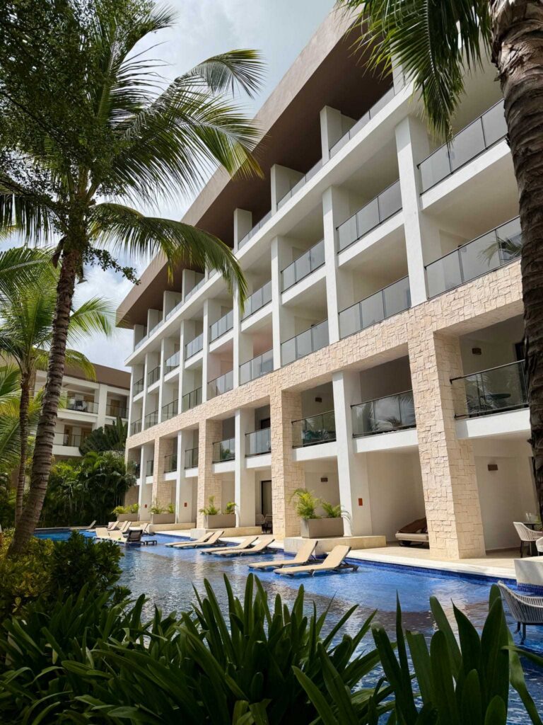 best all inclusive resort in dominican republic hyatt ziva swim up rooms